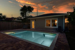 Stunning 4BR 3BA Cottage Pool 5 Min to Beach